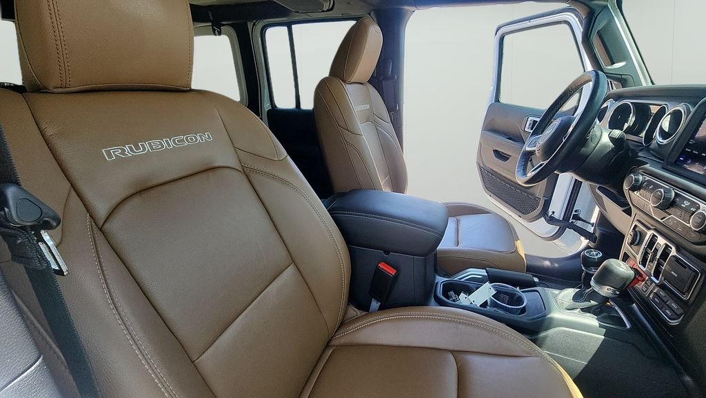 Used 2021 White Jeep Unlimited Rubicon image 14