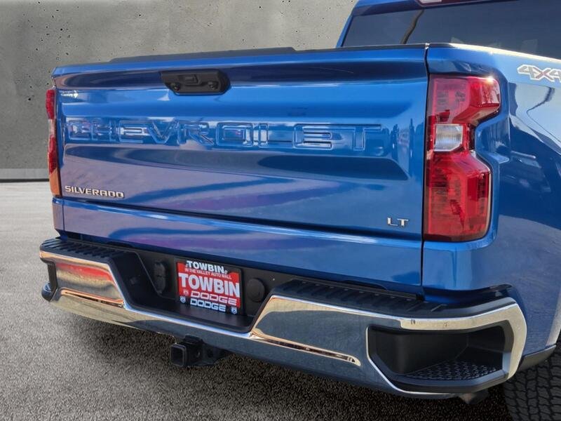 Used 2023 Blue Chevrolet LT image 5