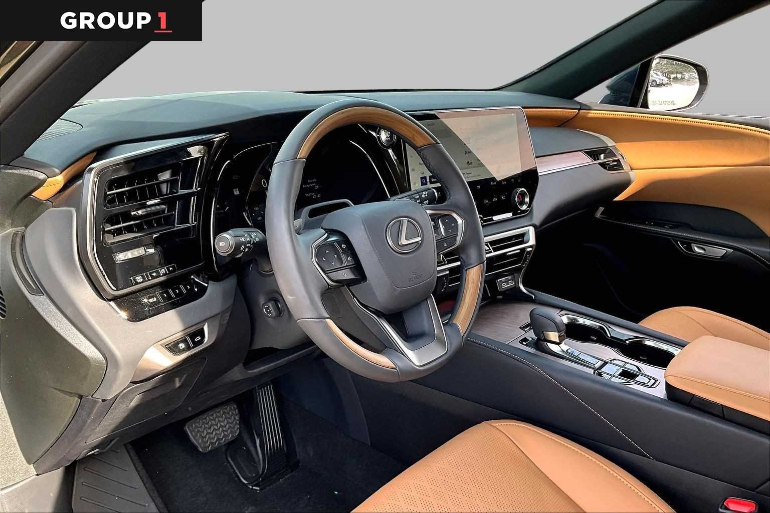 Used 2026 Nori Green Pearl Lexus Premium+ image 15