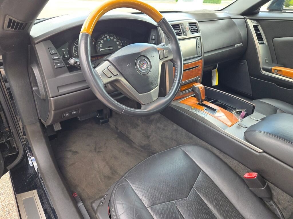 Used 2007 Black Raven Cadillac BASE image 14