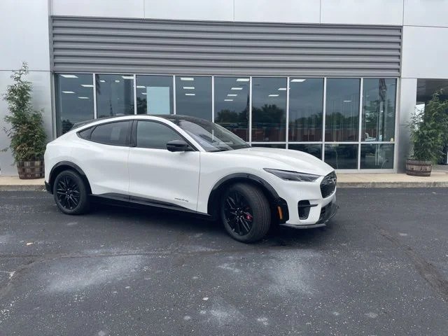 New 2025 Star White Metallic Tri-coat Ford Premium image 1