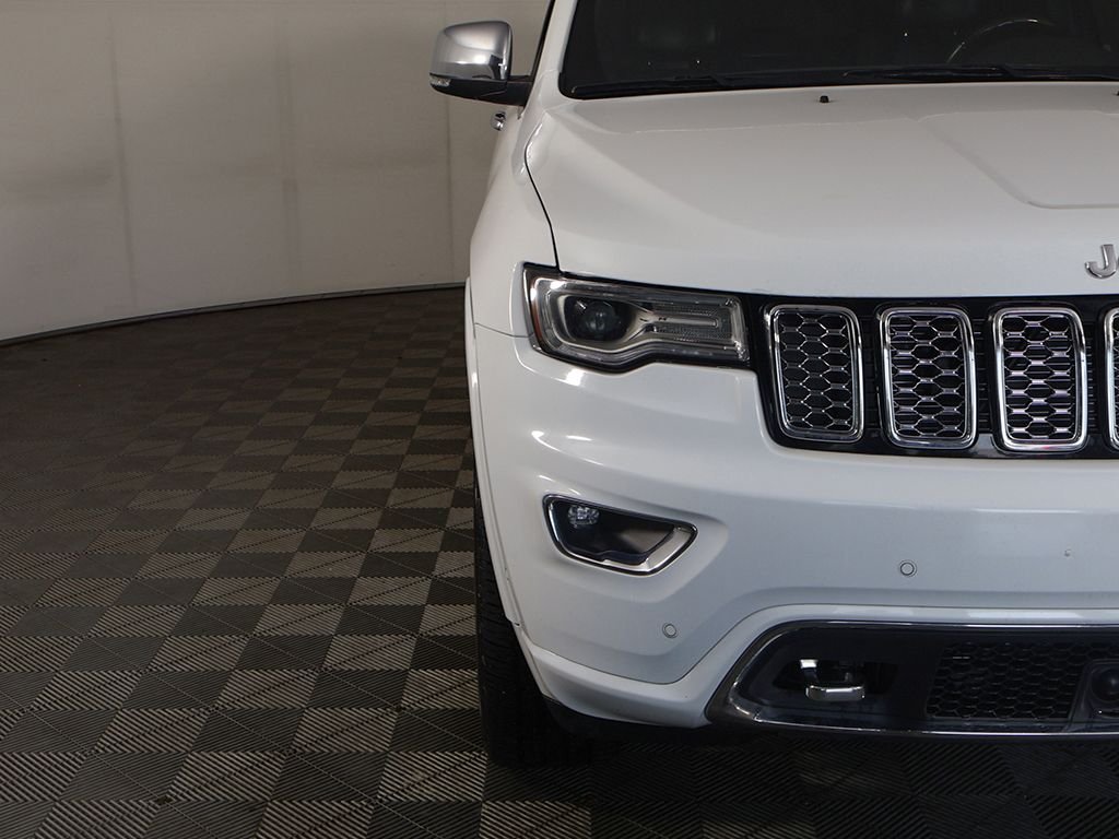 Used 2017 White Jeep Overland image 17