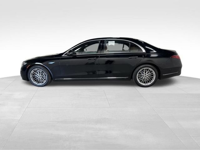 Used 2021 Black Mercedes-Benz S 580 image 9