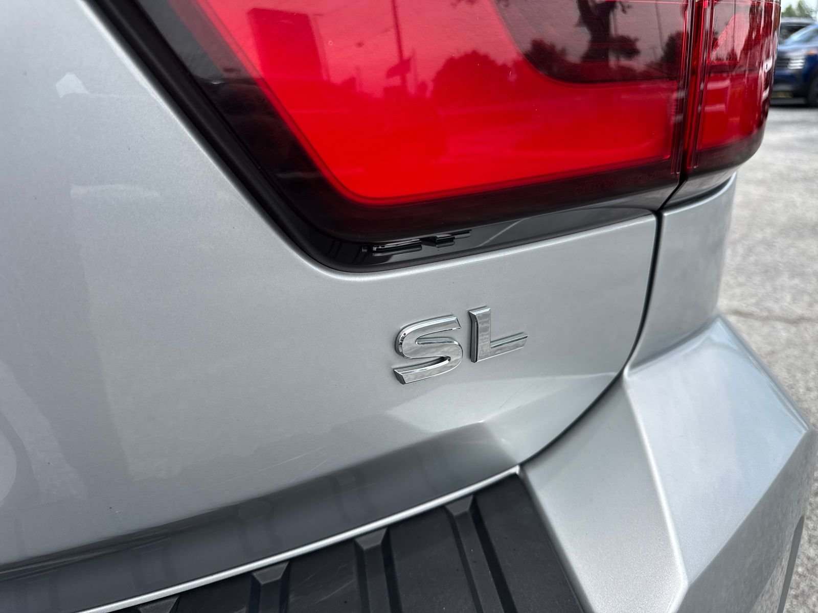 Used 2024 Silver Nissan SL image 13