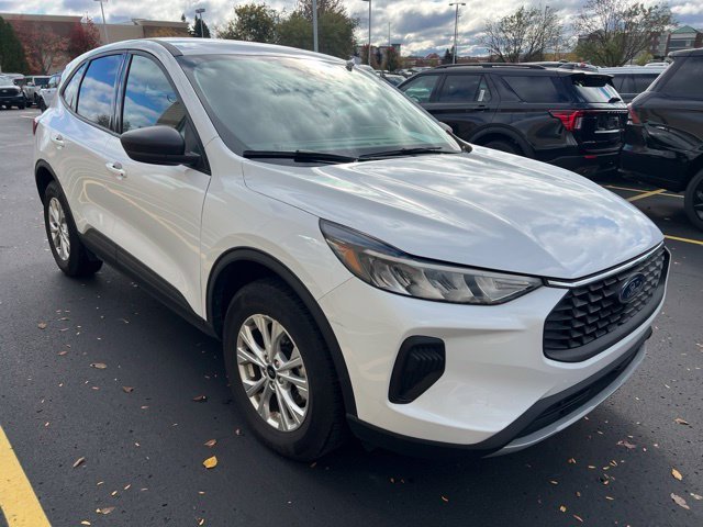 Used 2025 White Ford Active image 1
