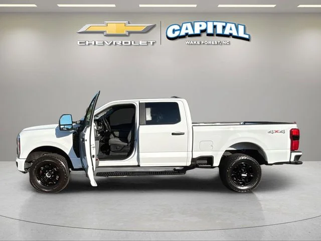 Used 2024 White Ford XL image 9
