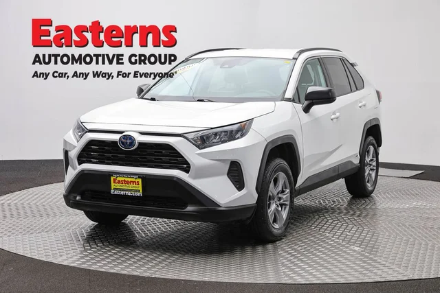 2022 Toyota RAV4 Hybrid LE