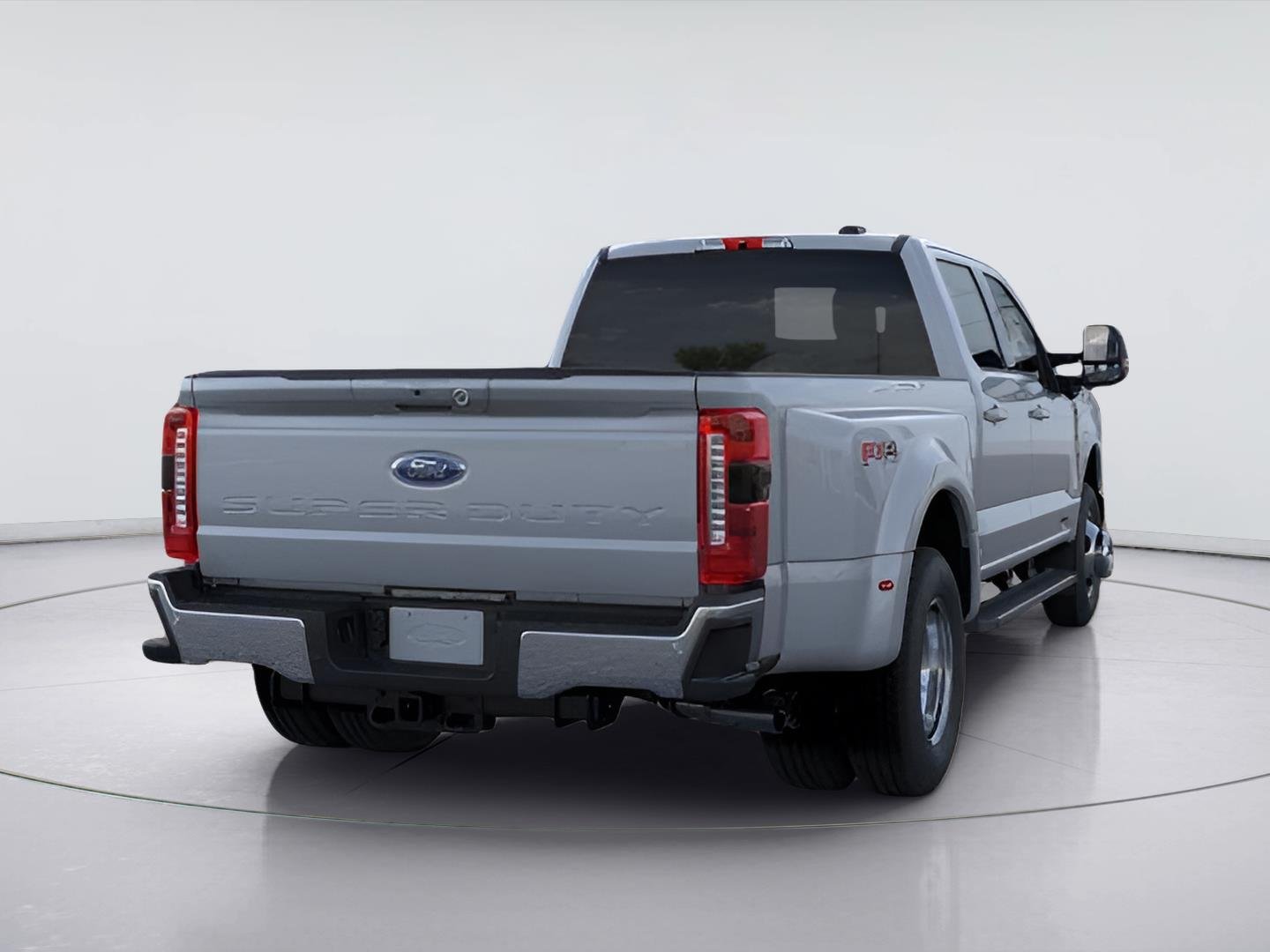 New 2026 Glacier Gray Metallic Tri-Coat Ford F-350® Lariat® image 8