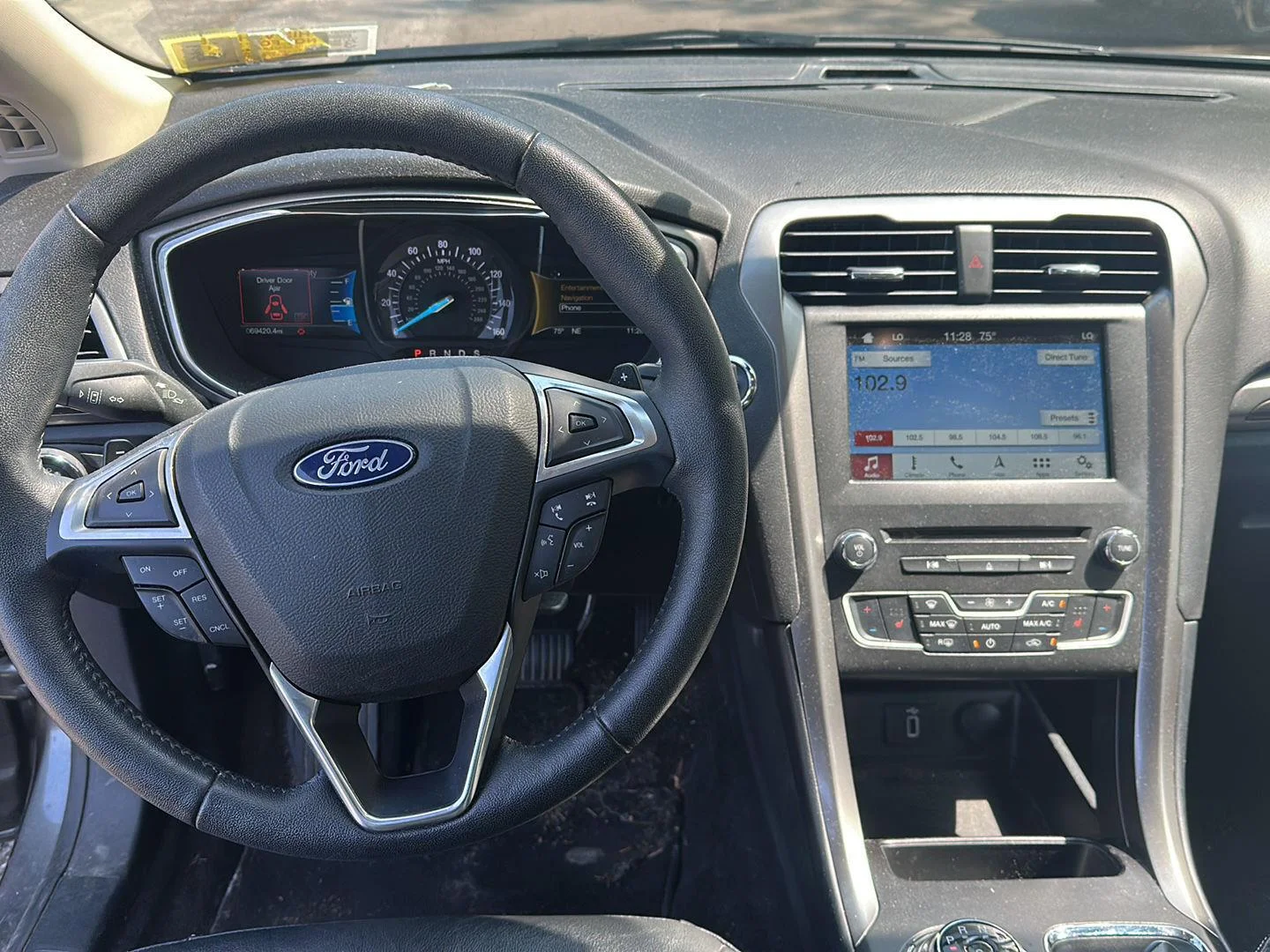 Used 2018 Magnetic Ford SE image 20