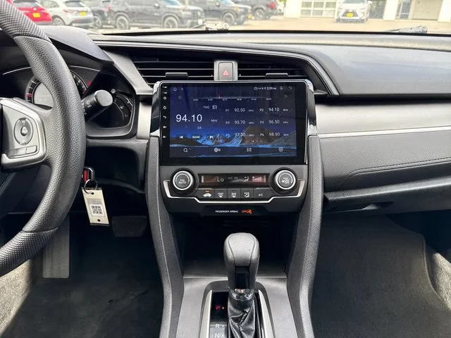 Used 2018 Rallye Red Honda LX image 21