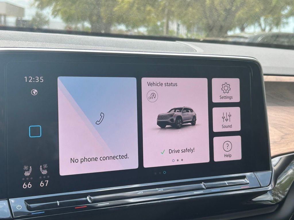 New 2026 White/off-white Volkswagen 2.0T SE w/Technology image 17