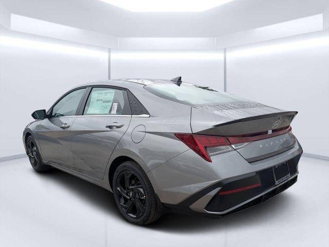 New 2026 Silver Hyundai SEL Sport Premium image 5
