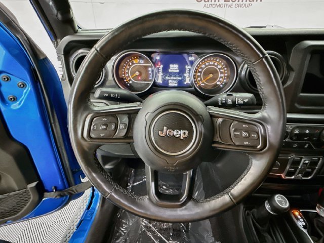 Used 2021 Blue Jeep Unlimited Sport Altitude image 11