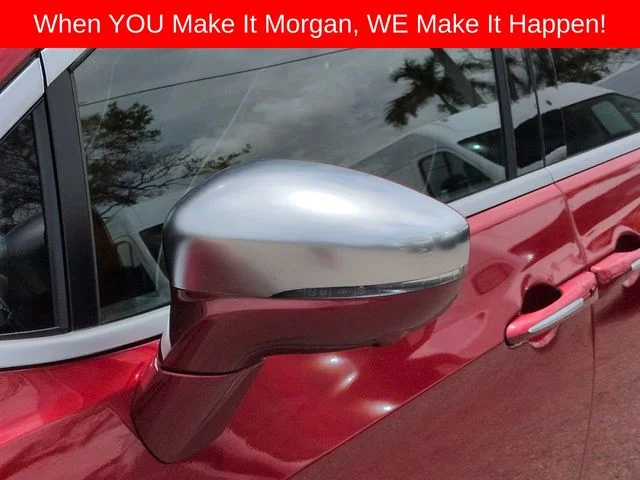 Used 2024 Red Chrysler Pinnacle image 14