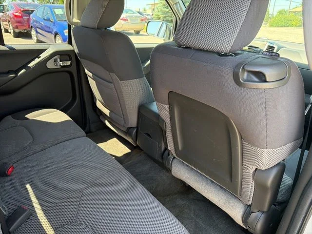 Used 2012 Silver Suzuki Sport image 19