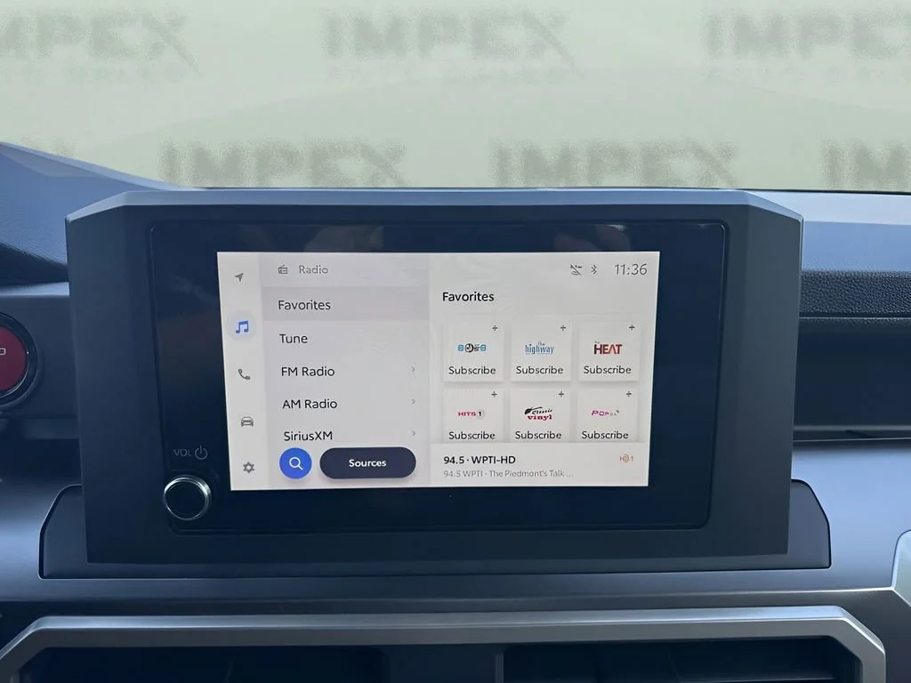 Used 2025  Toyota SR image 17
