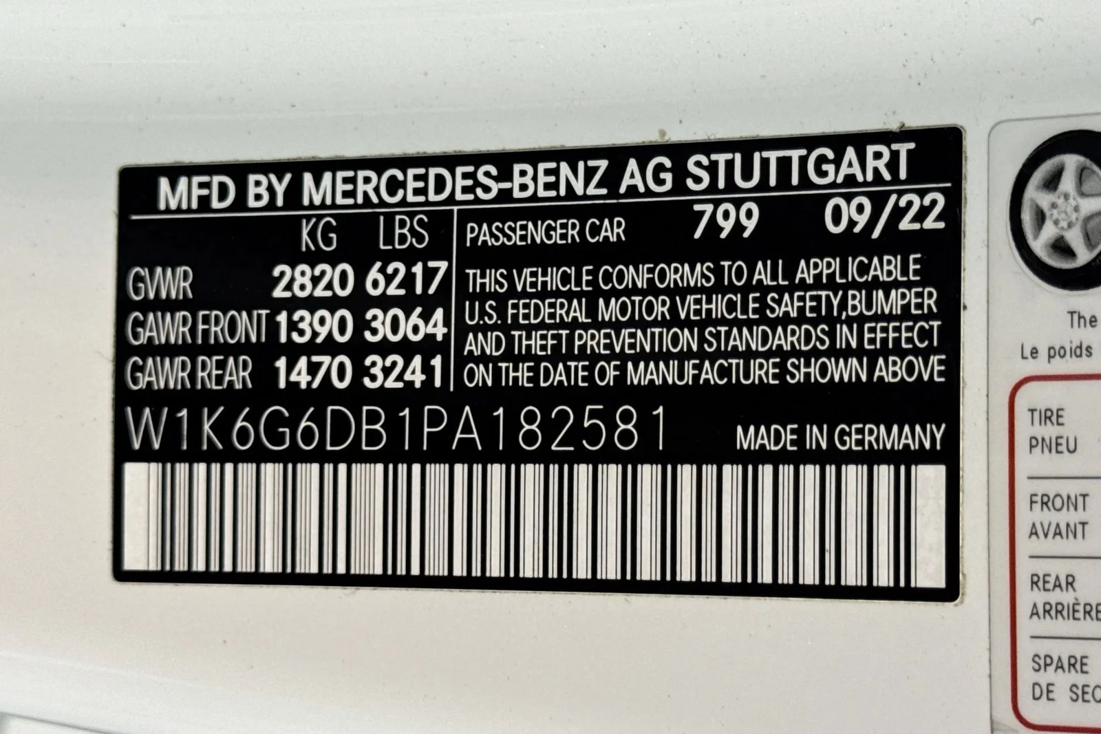 Used 2023 Manufaktur Diamond White Mercedes-Benz S 500 image 30