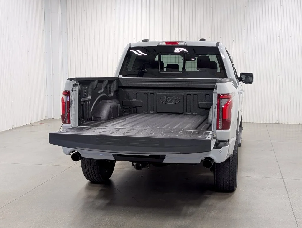 New 2026 Avalanche Ford Lariat® image 26