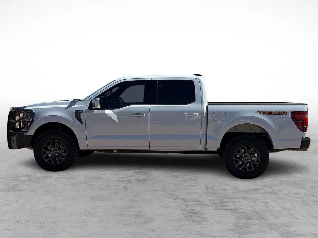 Used 2025 White Ford Tremor image 6