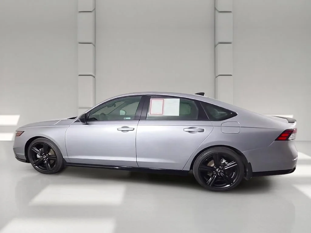 Used 2025 Solar Silver Metallic Honda Sport-L image 49