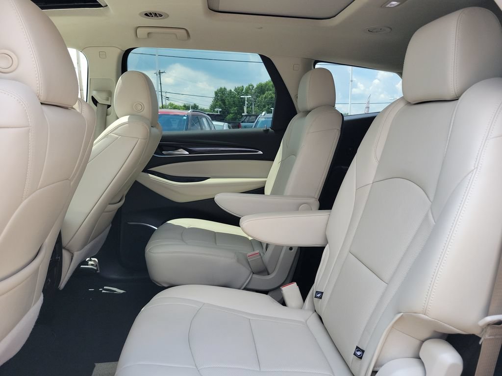 2024 Buick Enclave Essence - Photo 13