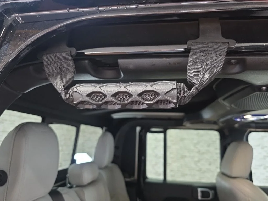 Used 2021 Black Jeep Overland image 14