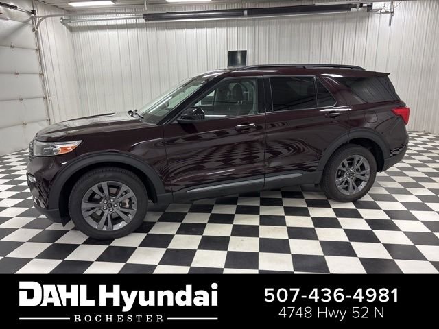 2023 Ford Explorer XLT 4WD's photo