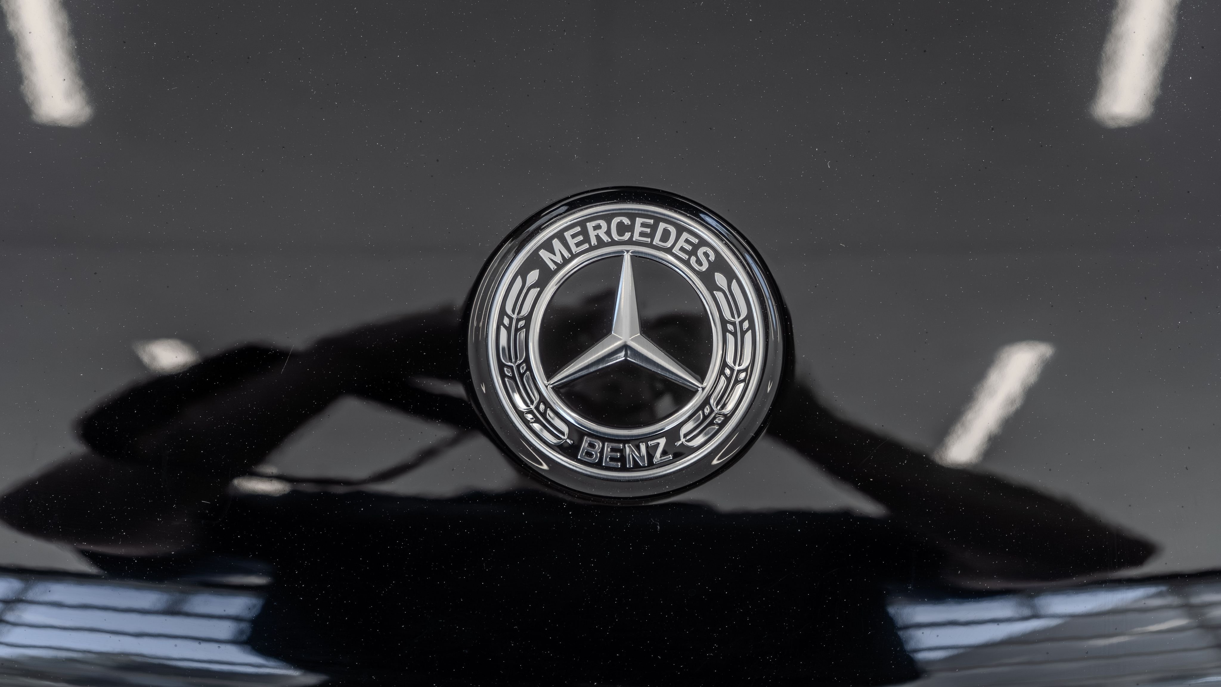 New 2026 Black Mercedes-Benz GLC 300 image 5