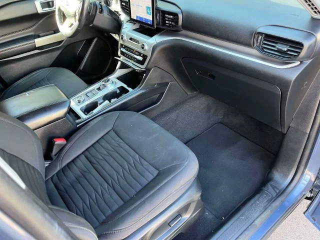 Used 2021 Blue Metallic Ford XLT image 25