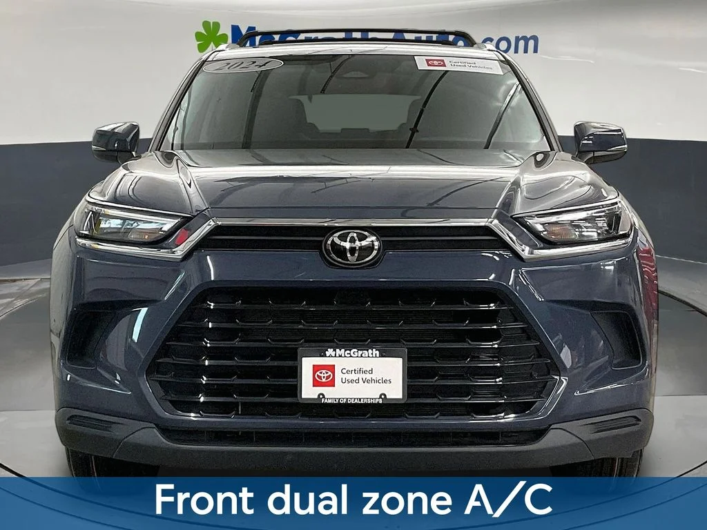 Used 2024 White Toyota XLE image 5