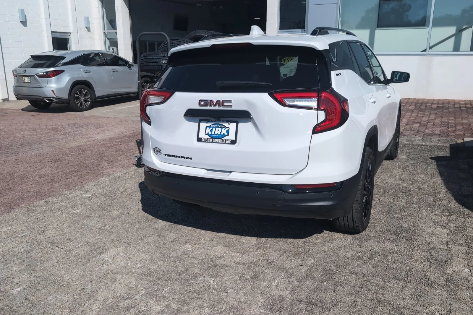 Used 2024 Summit White GMC SLT image 6