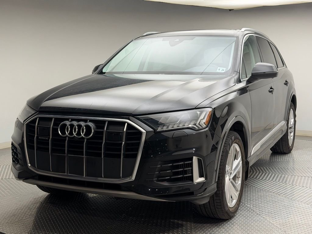2023 Audi Q7 Premium Plus