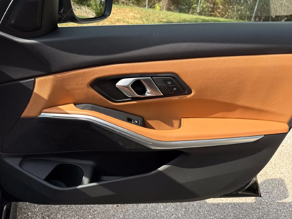 2025 BMW 3 Series 330i - Photo 32