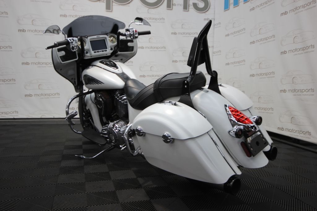 Used 2017 White Indian N17TCNAAAS image 5