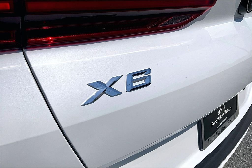 New 2027 White BMW xDrive40i image 15