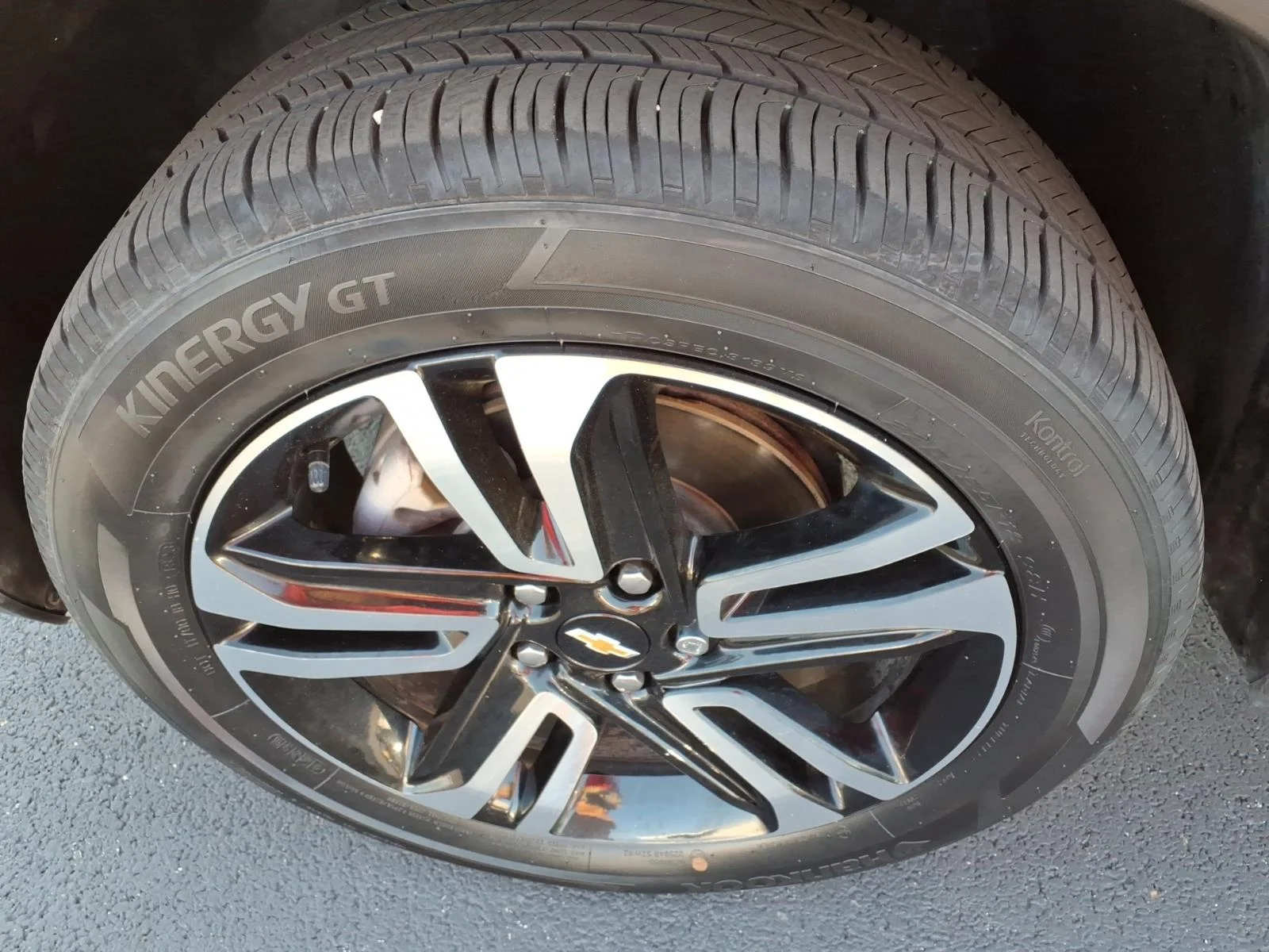 Used 2023 Mosaic Black Metallic Chevrolet LT image 16