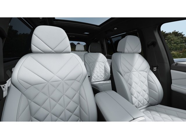 New 2027 Black Sapphire Metallic BMW X7 40i image 11