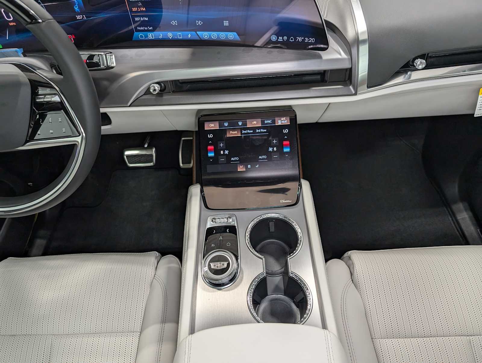 2026 Cadillac VISTIQ Luxury - Photo 17