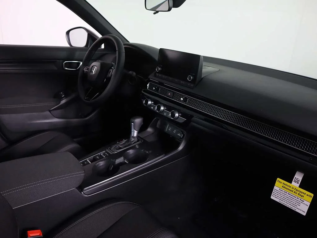 2025 Honda Civic Sport - Photo 25