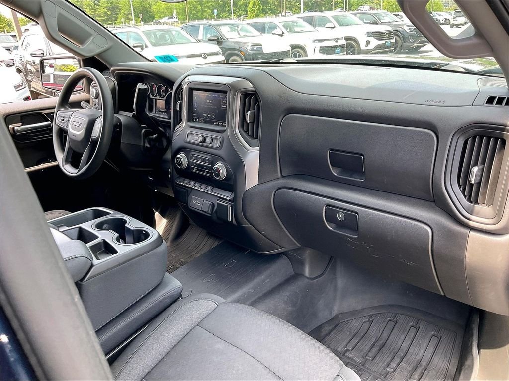 Used 2022 Pacific Blue Metallic GMC Pro image 13