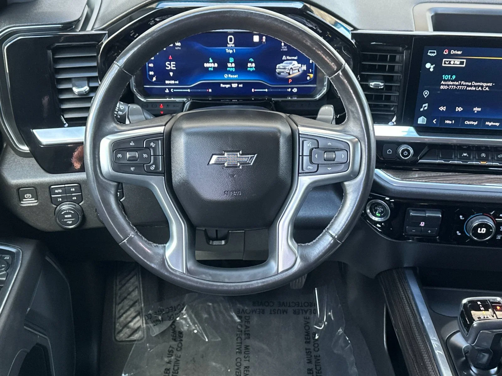 Used 2022 Summit White Chevrolet RST image 14