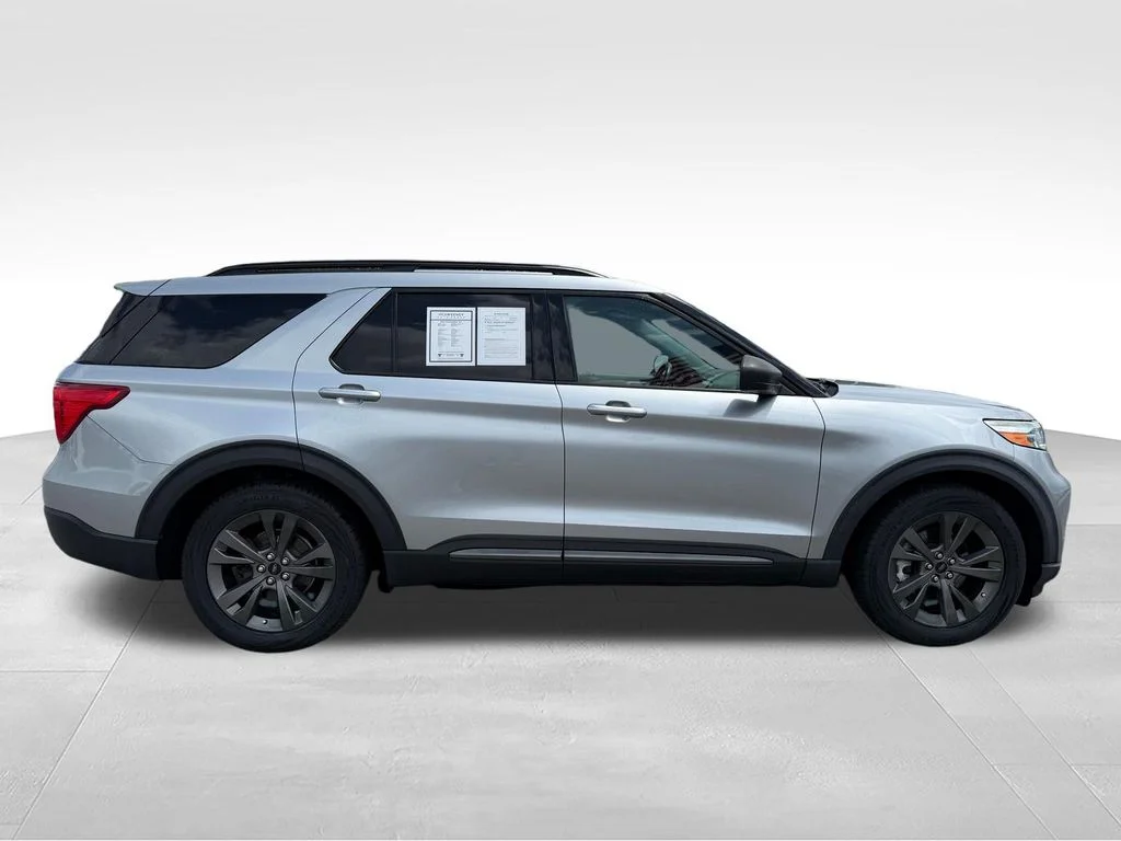 Used 2021 Silver Ford XLT image 30