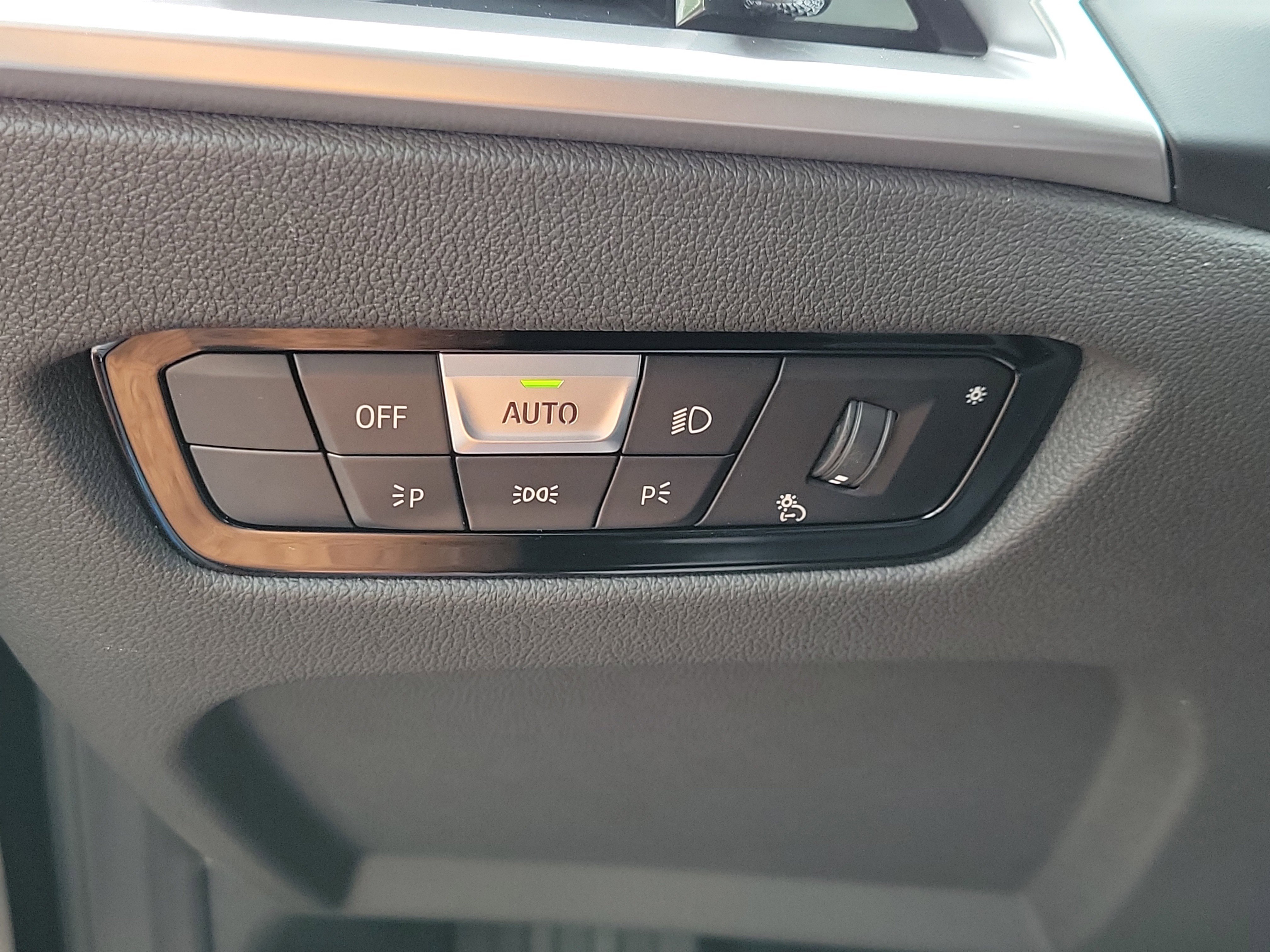 2026 BMW 2 Series 230i - Photo 15