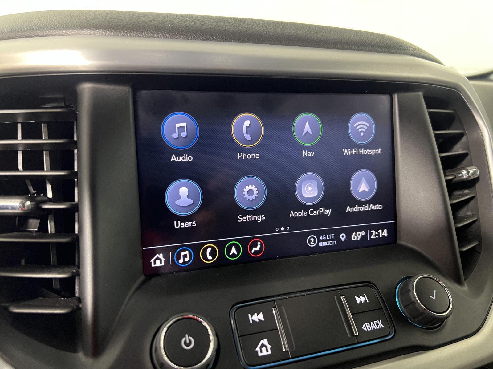 Used 2023 Sterling Metallic GMC SLT image 36