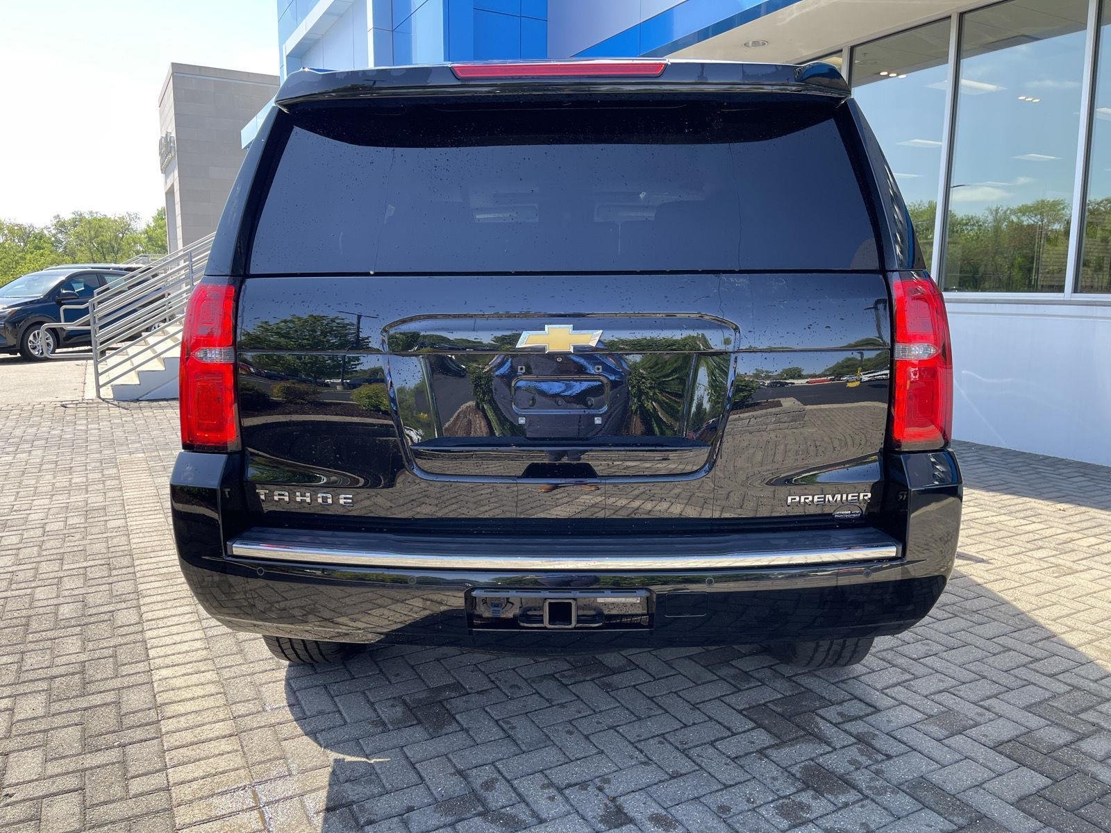 Used 2020 Black Chevrolet Premier image 4