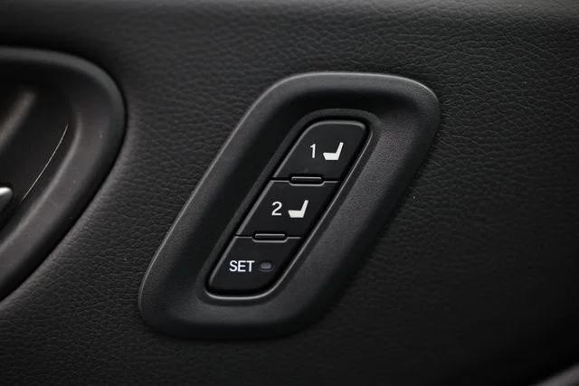 2025 Honda Pilot Touring - Photo 17