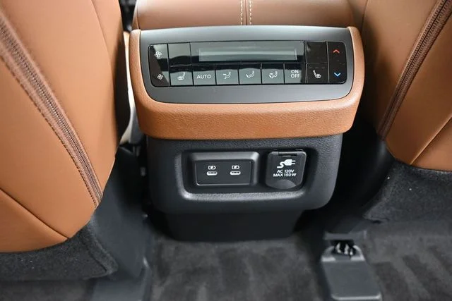 New 2026 Boulder Gray Pearl Nissan Platinum image 29
