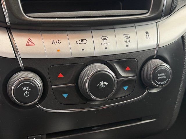 Used 2020 Gray Dodge SE image 23
