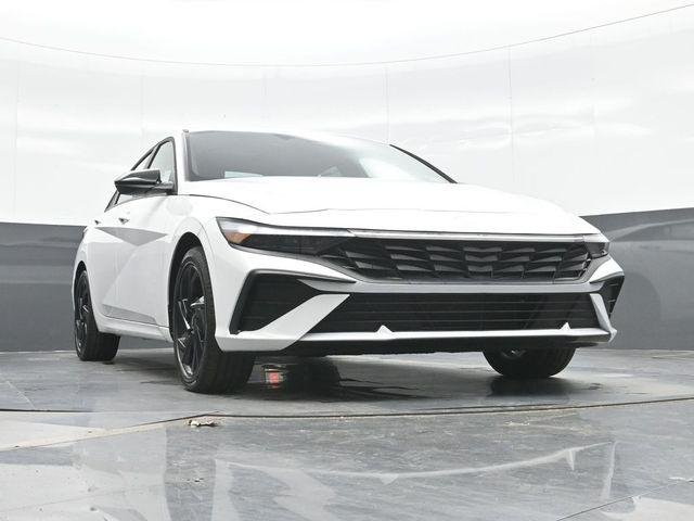 New 2026 White Hyundai SEL Sport Plus image 14