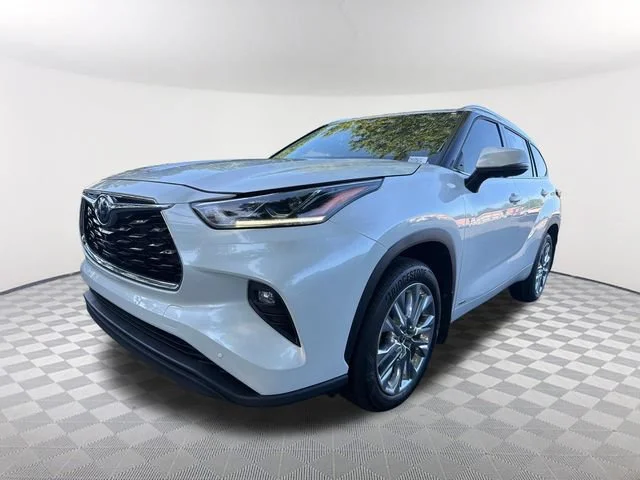 2024 Toyota Highlander Hybrid Limited